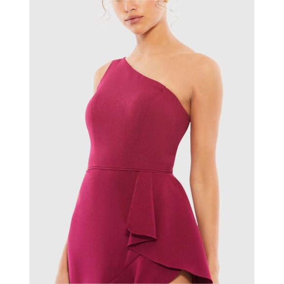 Ieena For Mac Duggal NEW One Shoulder High Slit Ruffle Gown Berry Sz 6 MSRP $358 - Picture 2 of 11